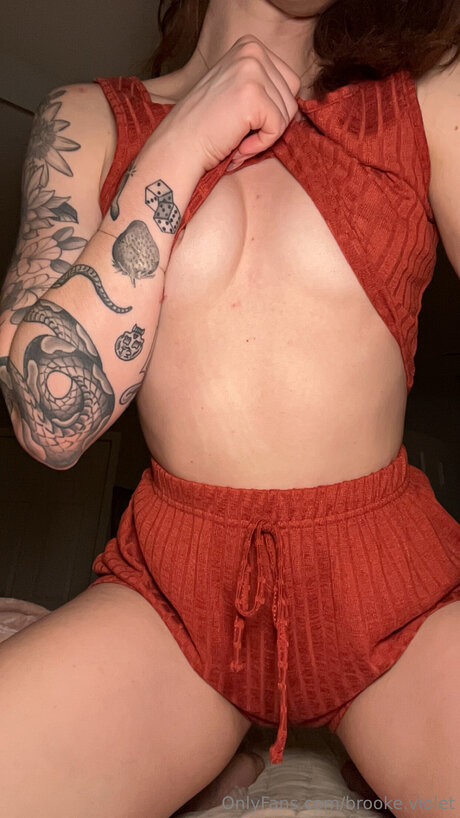 Brooke Violet erotic star pics