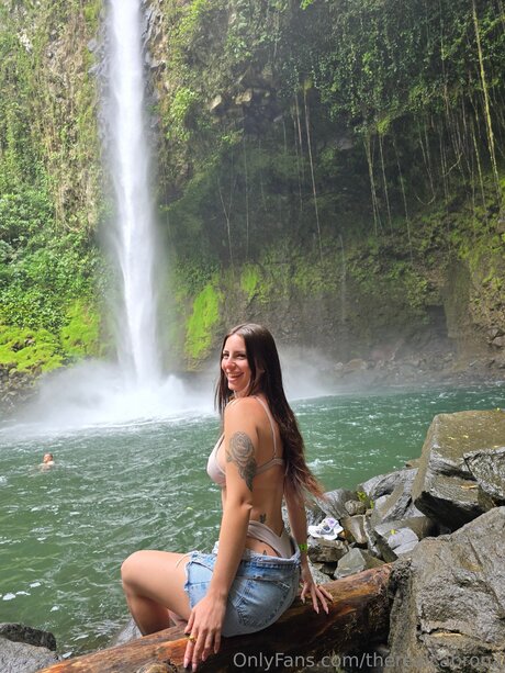 Therealcabrona perfect model img