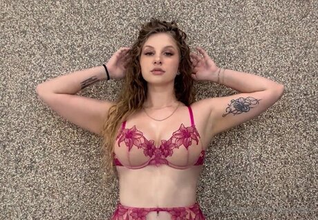 Ivyandrews model nudes pics