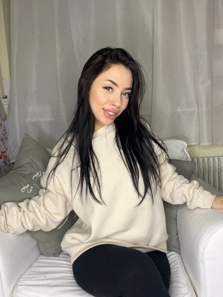 Xoxo Chloee nudes actress pic