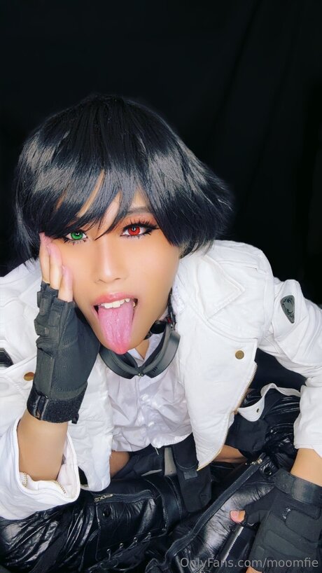 Moomfie pornstar sex photo