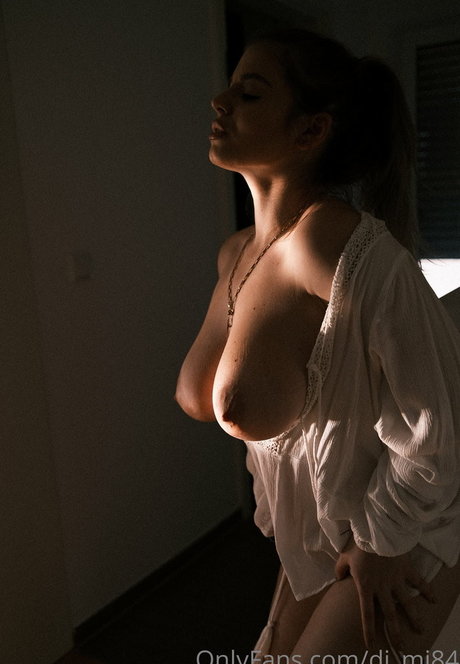 valentina sm pornographic star picture