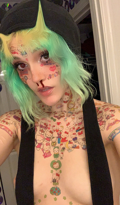 SceneMlf model naked image