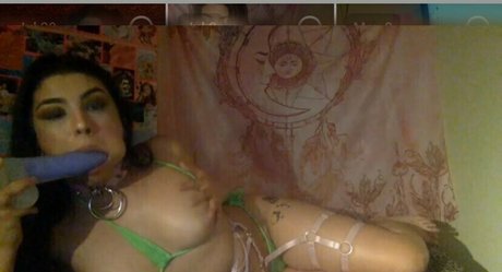 Blue Dream Hollywood sexy star img