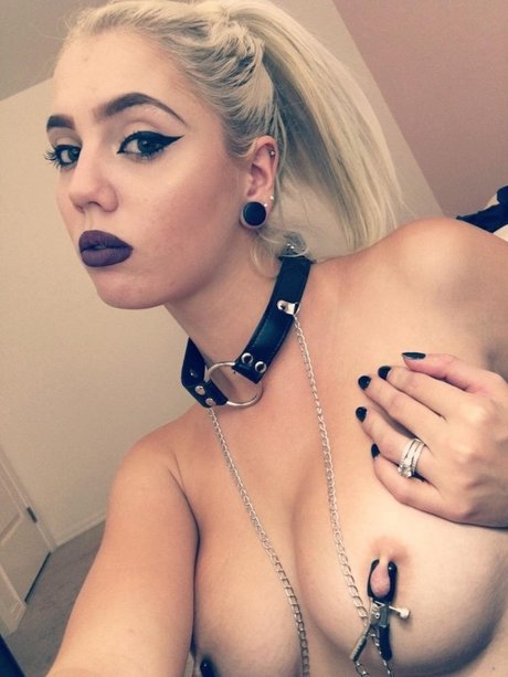 Bittersweet Temptation high quality actress pictures