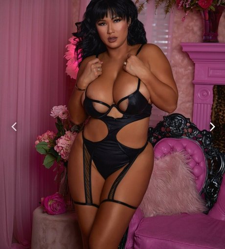 Michelle Yee model porn archive