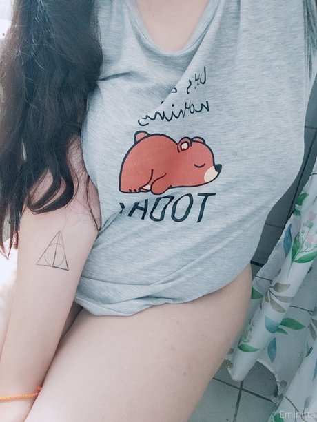 Eminitta hd pornstar galleries