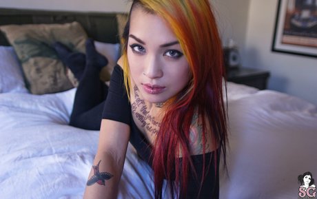 mahnee pornstar art photos