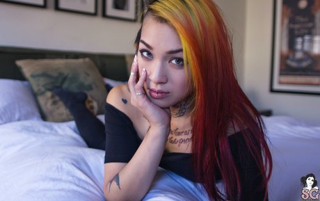 mahnee erotic pornstar photos