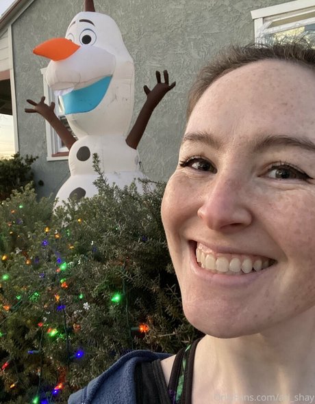 Ari shay model exclusive gallery