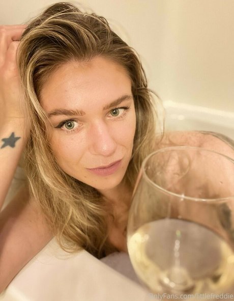 Little Freddie free star gallery