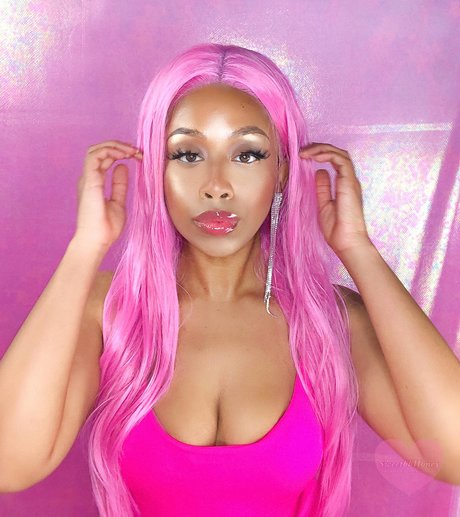 _Goddess Honey 777 nude star pictures