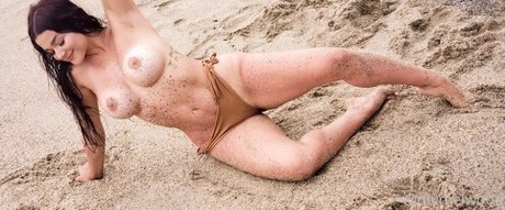 Melaniewood hot actress photo