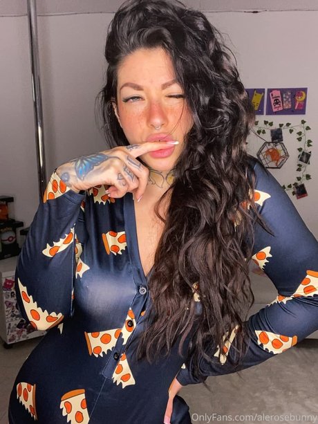 hottest mature onlyfans pornographic picture