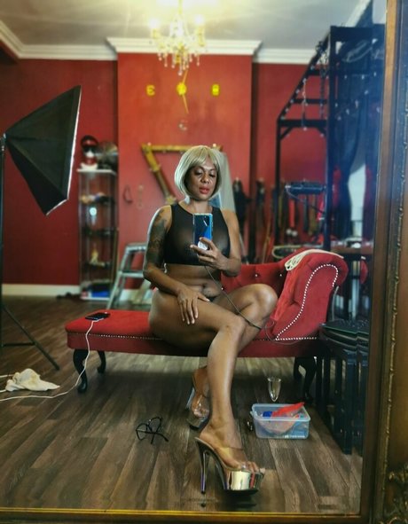 mistresssarahcc nice star pic