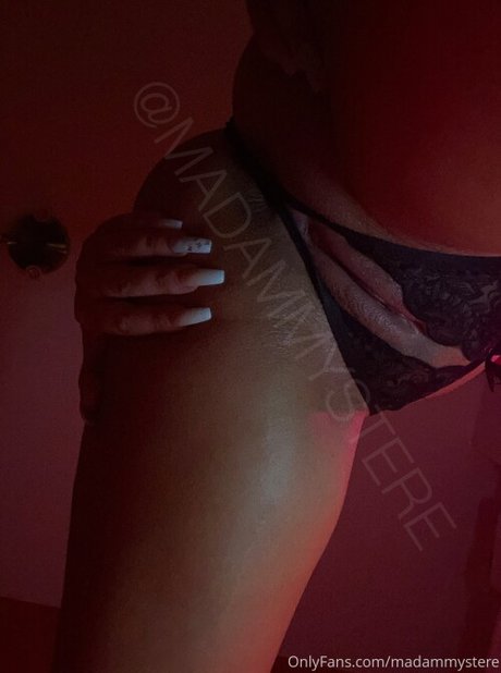 Madam Mystere model sexy pictures