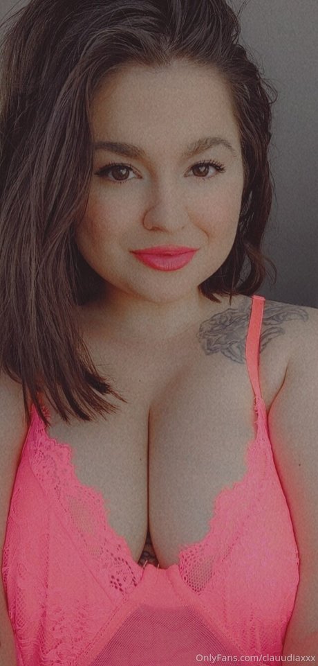 Claudia Lussier star sexy images