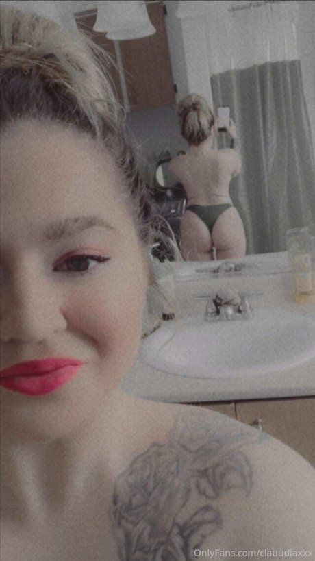 Claudia Lussier nude actress photos