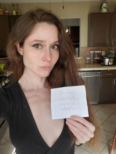 Dalia Dova hot model gallery