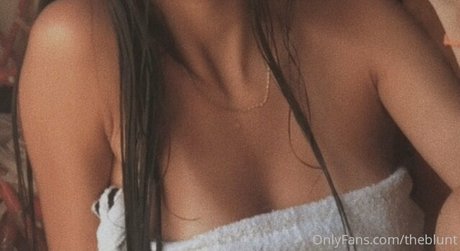 theblunt nude actress gallery