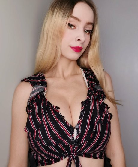 Mizzy Cyn nudes star img