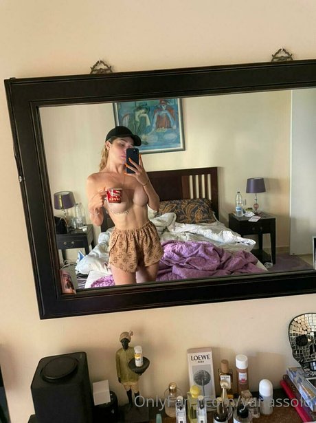 Yana Solo pornstar hd gallery