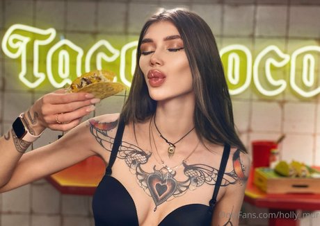 Holly Mur top actress galleries