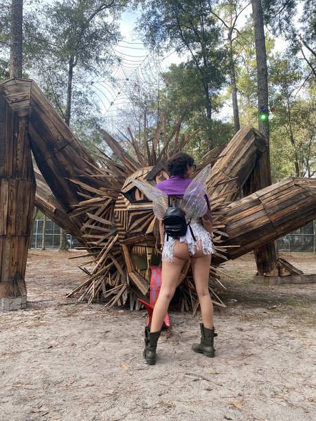 Starrysigh actress photo