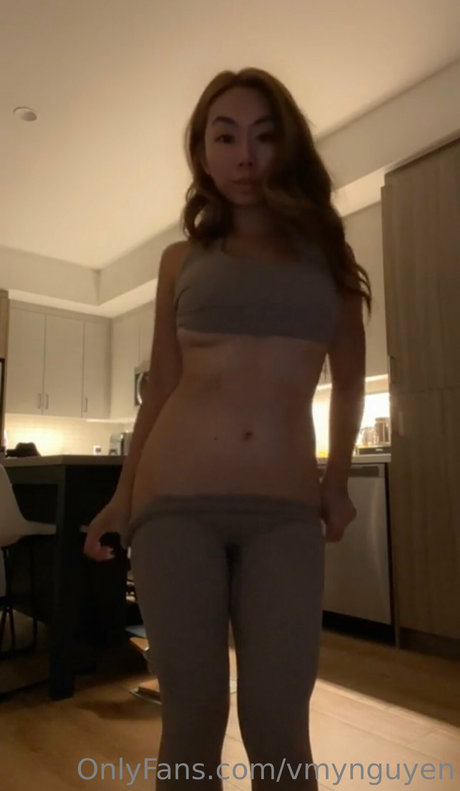 Victoria Nguyen star naked image