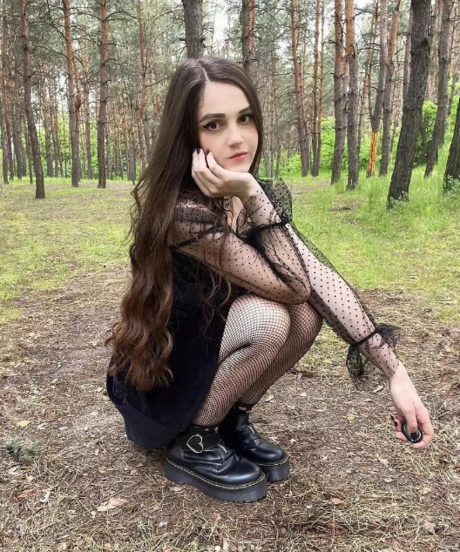 Nyakich hot model pictures