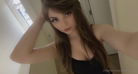 Danni Meow_ adult actress picture