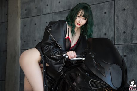 LISA BERRY star hot galleries