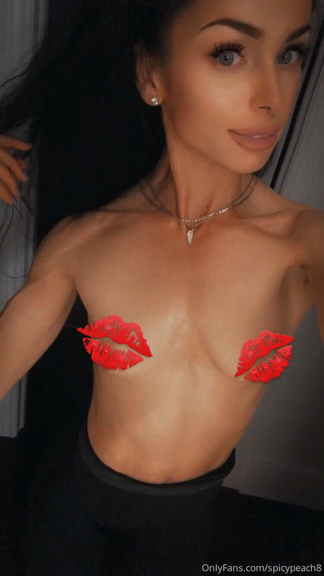 RachelLaurenGray naked actress img