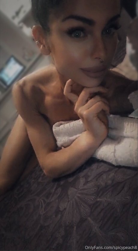 RachelLaurenGray model hd pics