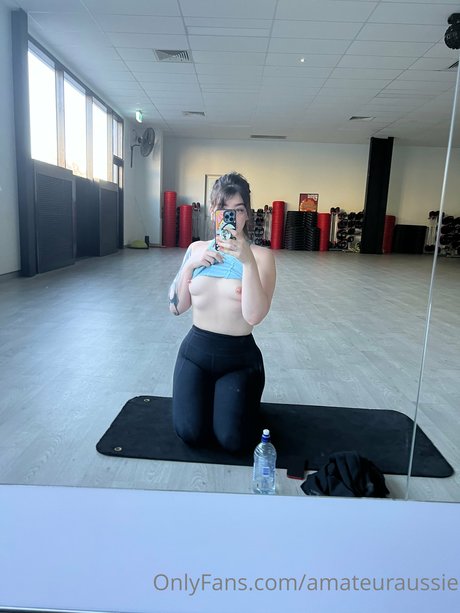 Sarahs button pornstar xxx image