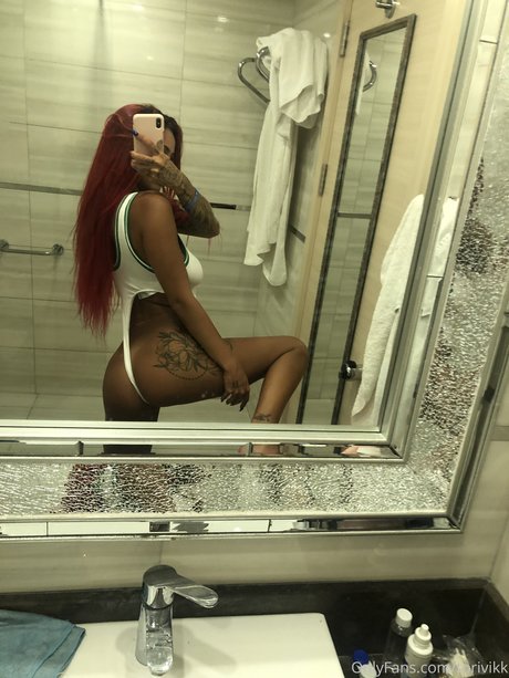 Tori Vikk star hot images