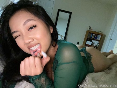 Adorenhi pretty star pictures