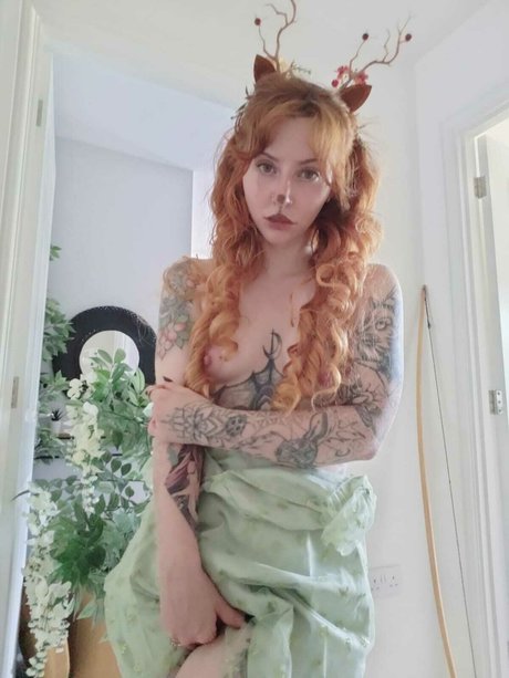 _Pun Queen star nude pics