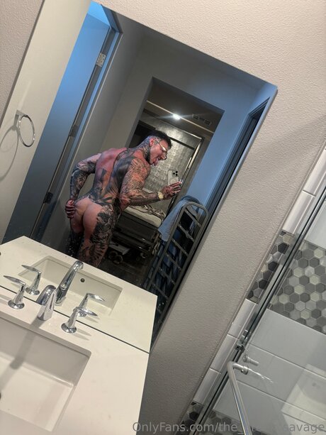 The Greek Savage star exclusive pics