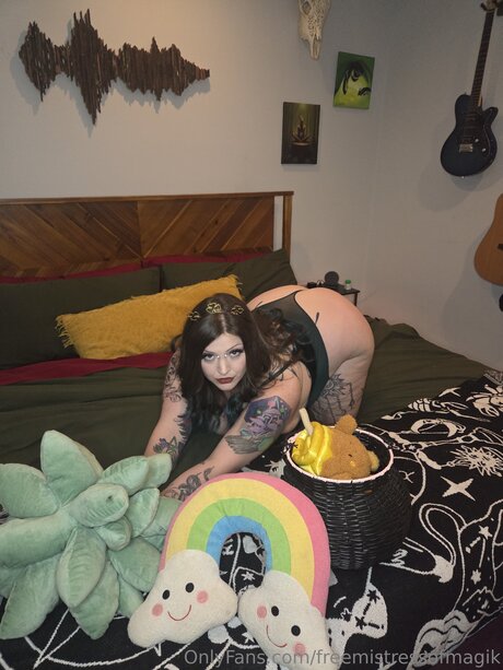 Freemistressofmagik pornographic star archive