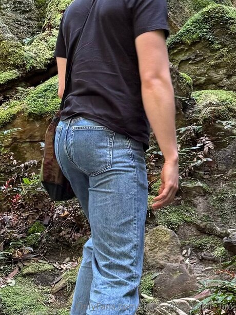 Thats Remarkable Bro star exclusive picture