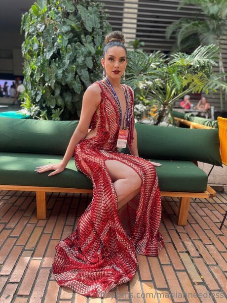 Mariiahneedless best pornstar picture