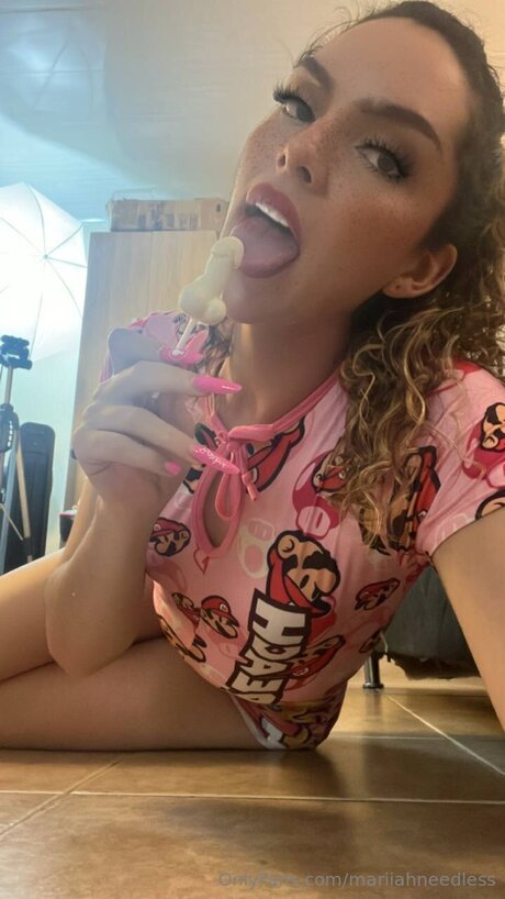 Mariiahneedless pornstar nice picture