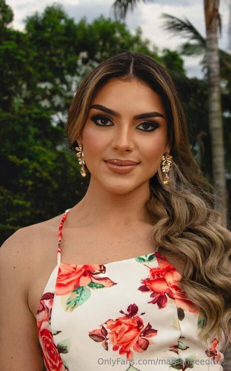 Mariiahneedless star sex pics