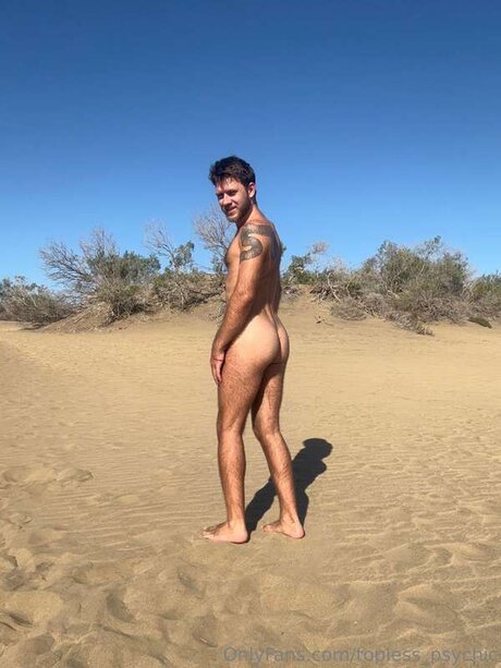 Topless Psychic naked actress archive