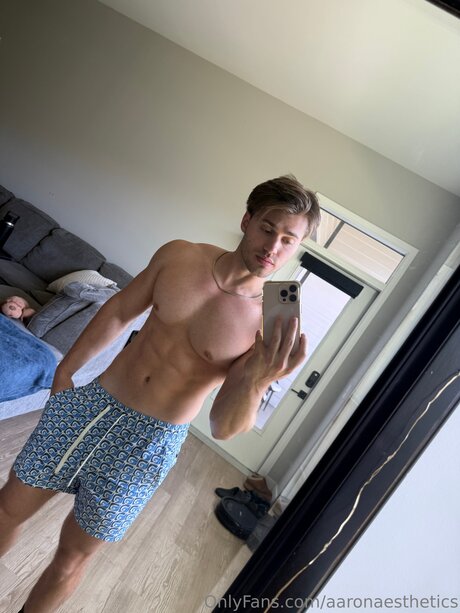 Aaronaesthetics exclusive pornstar picture