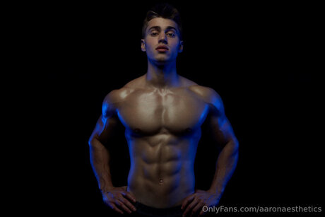 Aaronaesthetics free star pic