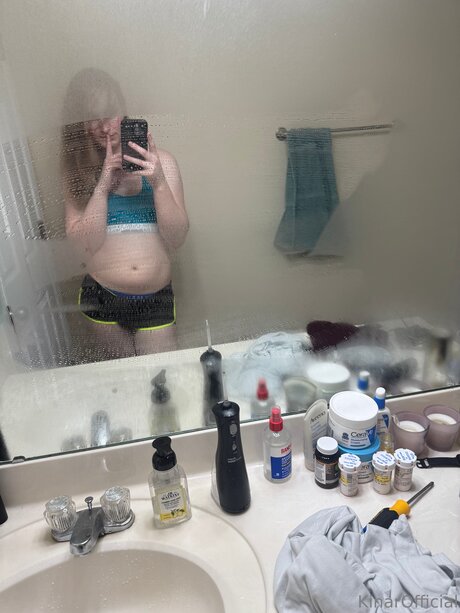 Kinarofficial naked model archive