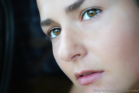 Leahwbrooke model high quality photos