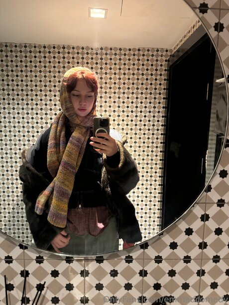 Emmadcomedy model beautiful gallery